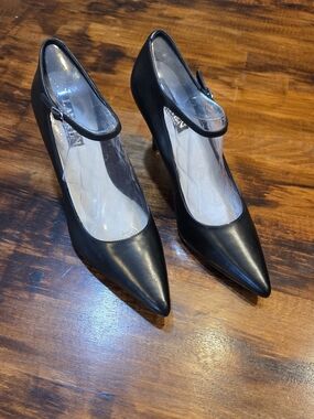 Ralph Lauren Black Leather Mary Jane Stelto Heels New Size 8.5 Black Label